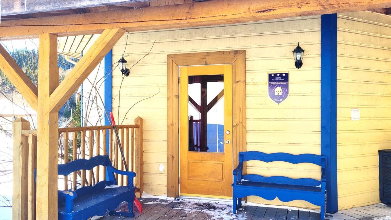 La Vieille Ferme, Ecogite Saint-Fulgence Экстерьер фото