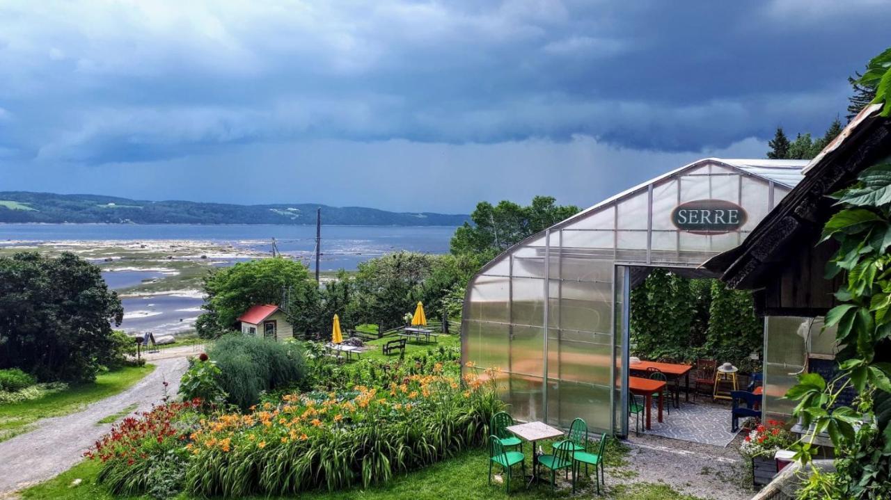 La Vieille Ferme, Ecogite Saint-Fulgence Экстерьер фото
